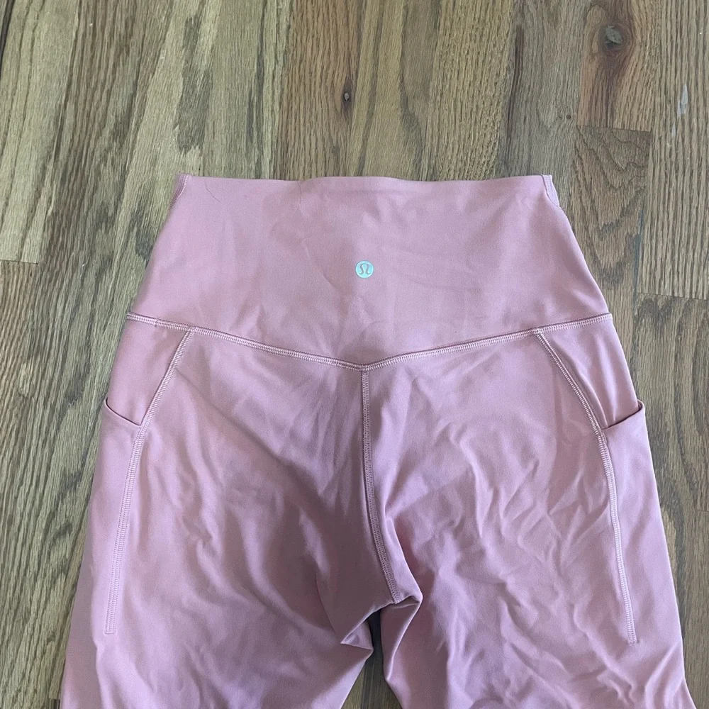 Lululemon High-Rise Pink Leggings - Picture 2 of 4